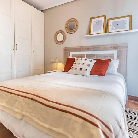 Apartment Piso De Diseno En El Casco Antiguo Castro Urdiales