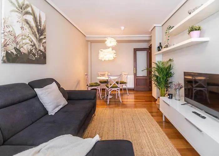 Apartamento Piso De Diseno En El Casco Antiguo *