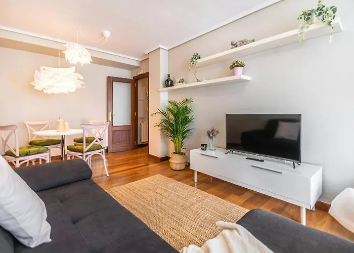 Piso De Diseno En El Casco Antiguo Castro Urdiales